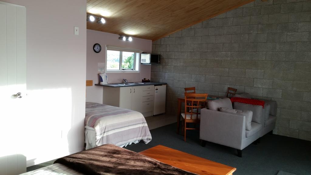 Abbey Court Motel Coromandel Екстериор снимка