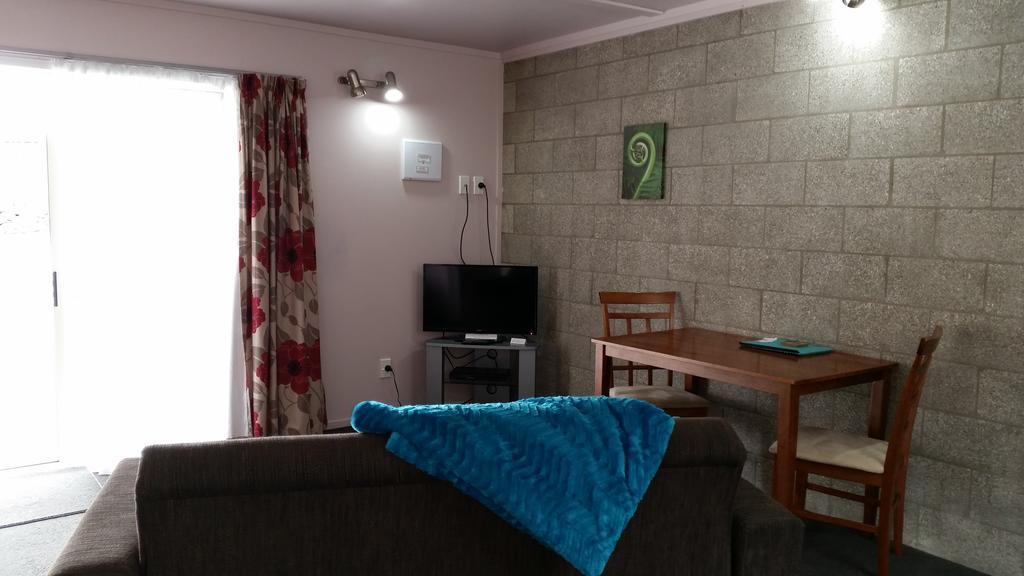 Abbey Court Motel Coromandel Екстериор снимка