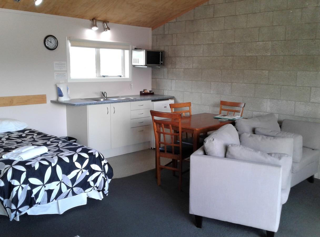 Abbey Court Motel Coromandel Екстериор снимка