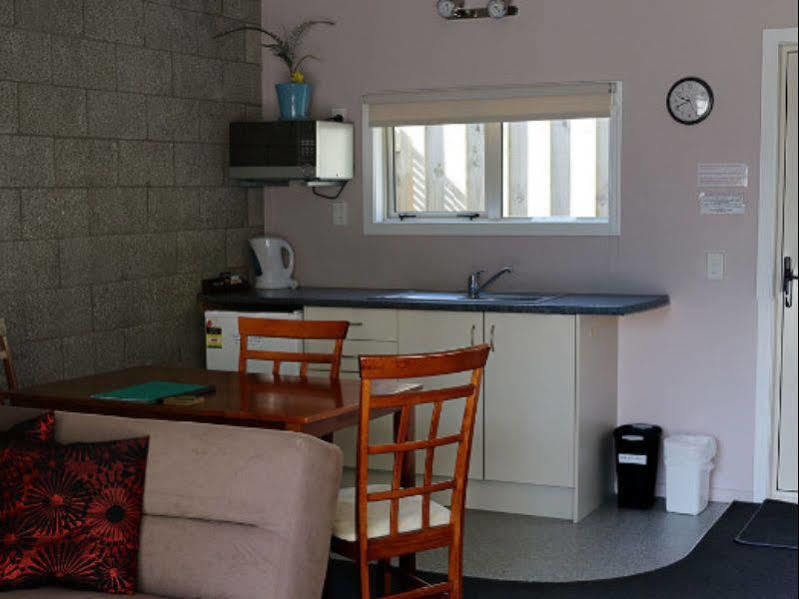 Abbey Court Motel Coromandel Екстериор снимка
