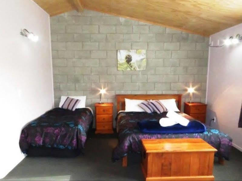Abbey Court Motel Coromandel Екстериор снимка