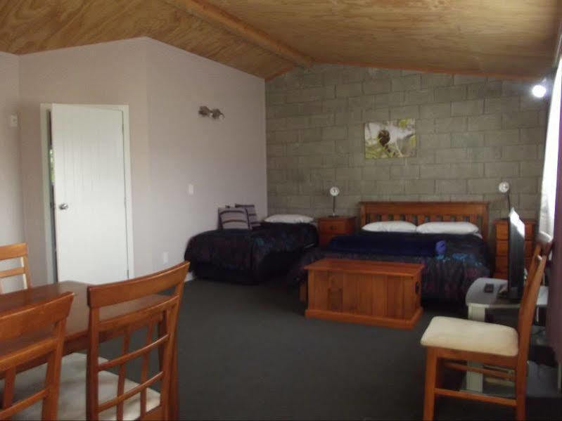 Abbey Court Motel Coromandel Екстериор снимка
