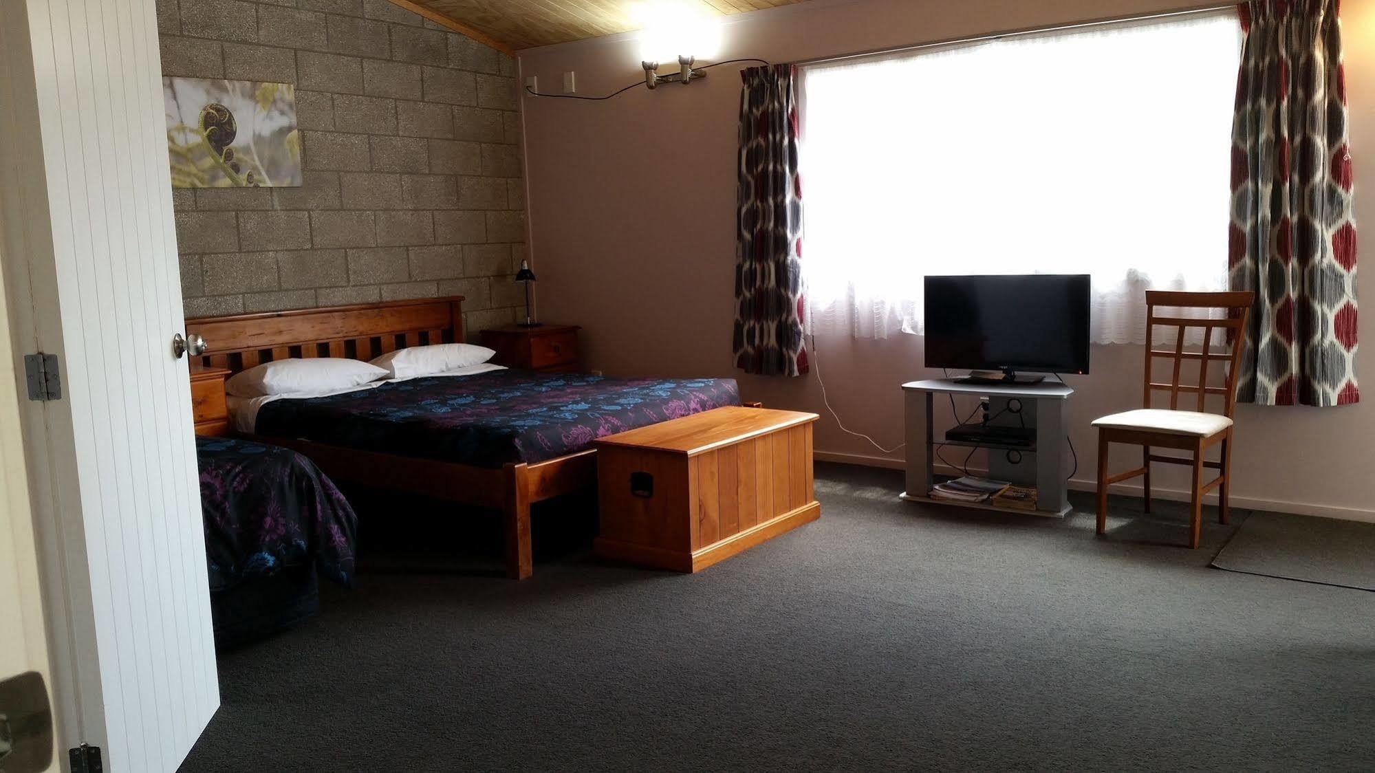 Abbey Court Motel Coromandel Екстериор снимка