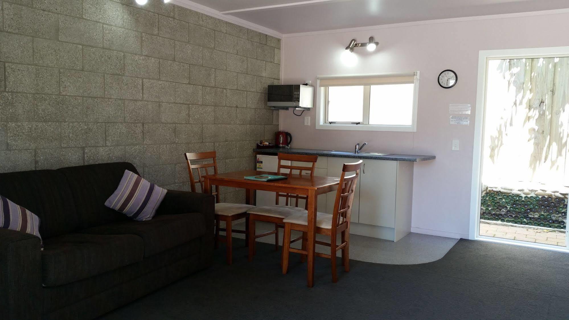 Abbey Court Motel Coromandel Екстериор снимка